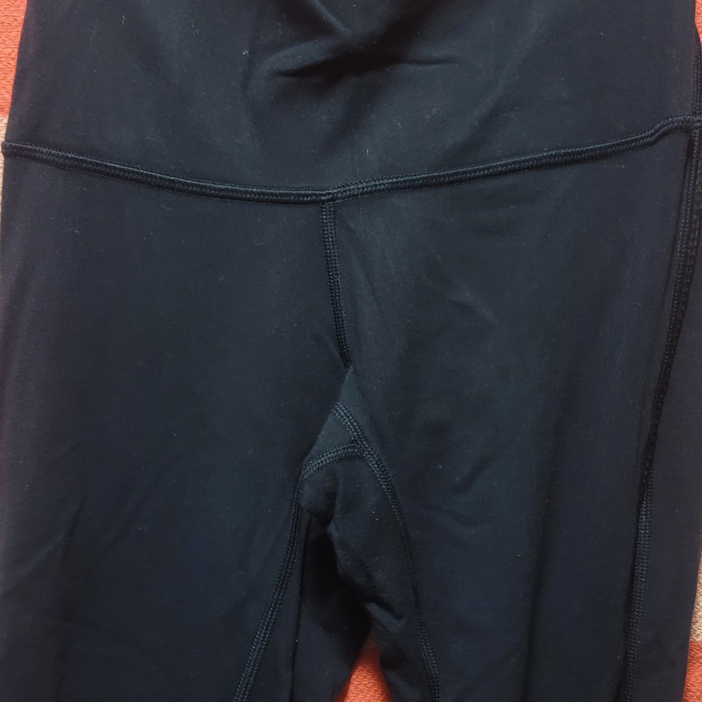 Lululemon Leggings with mesh sides